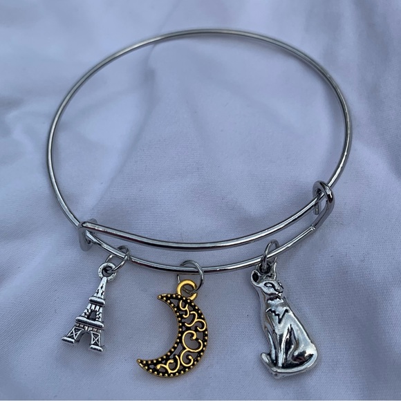 Brand New! Handmade! Adjustable Charm Bangle Bracelet! - Picture 3 of 4